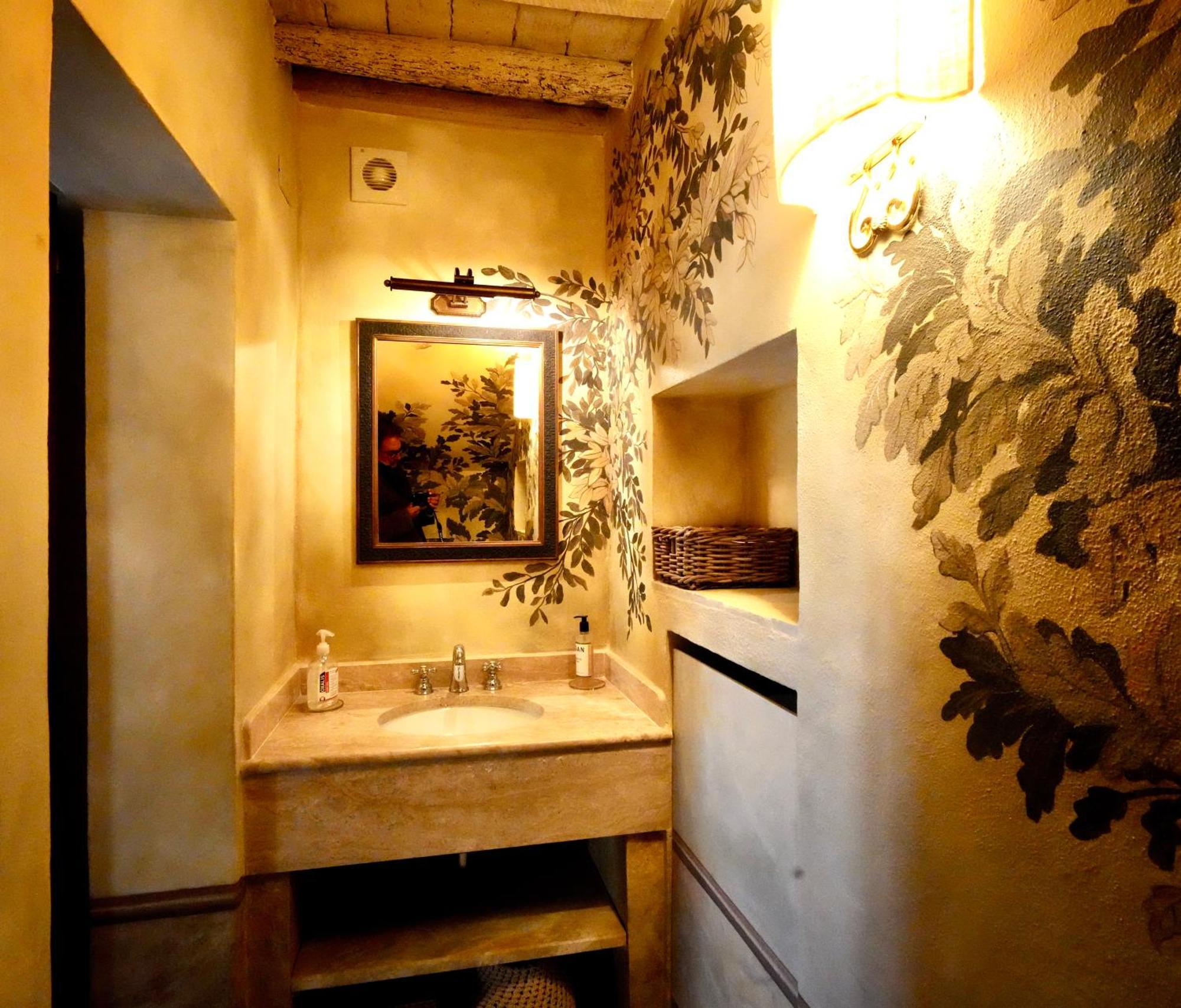 Bed and Breakfast L'Olmo Monticchiello Exterior foto