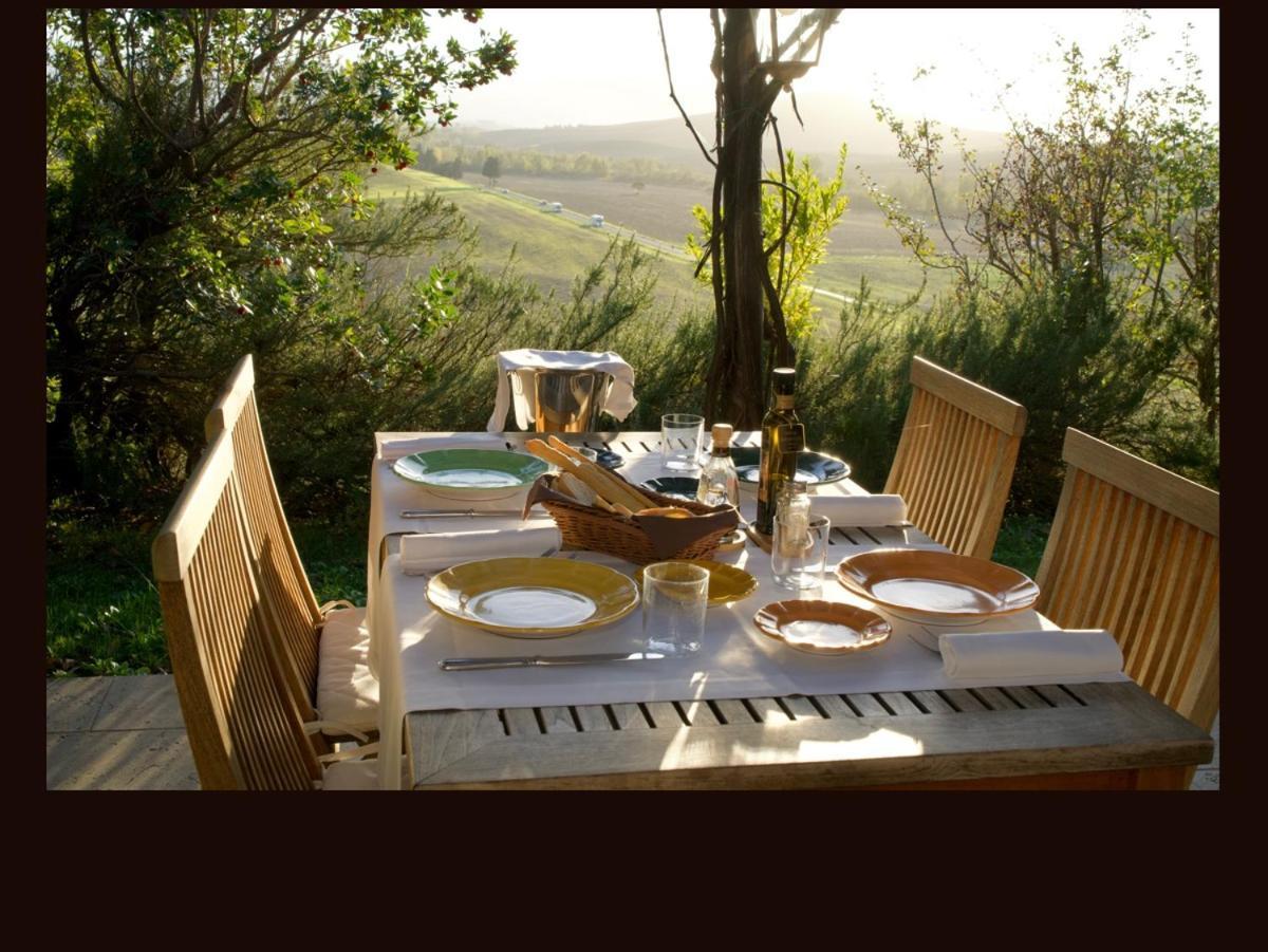 Bed and Breakfast L'Olmo Monticchiello Exterior foto