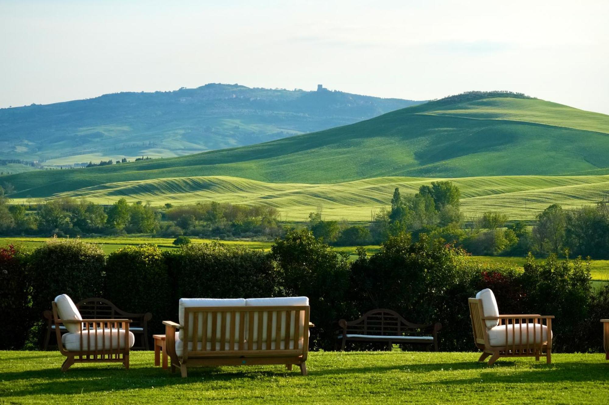 Bed and Breakfast L'Olmo Monticchiello Exterior foto