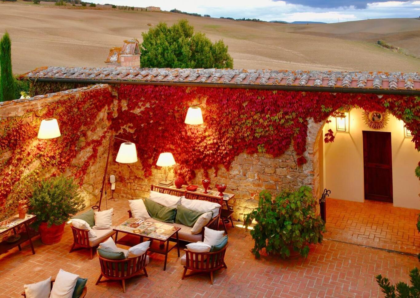Bed and Breakfast L'Olmo Monticchiello Exterior foto